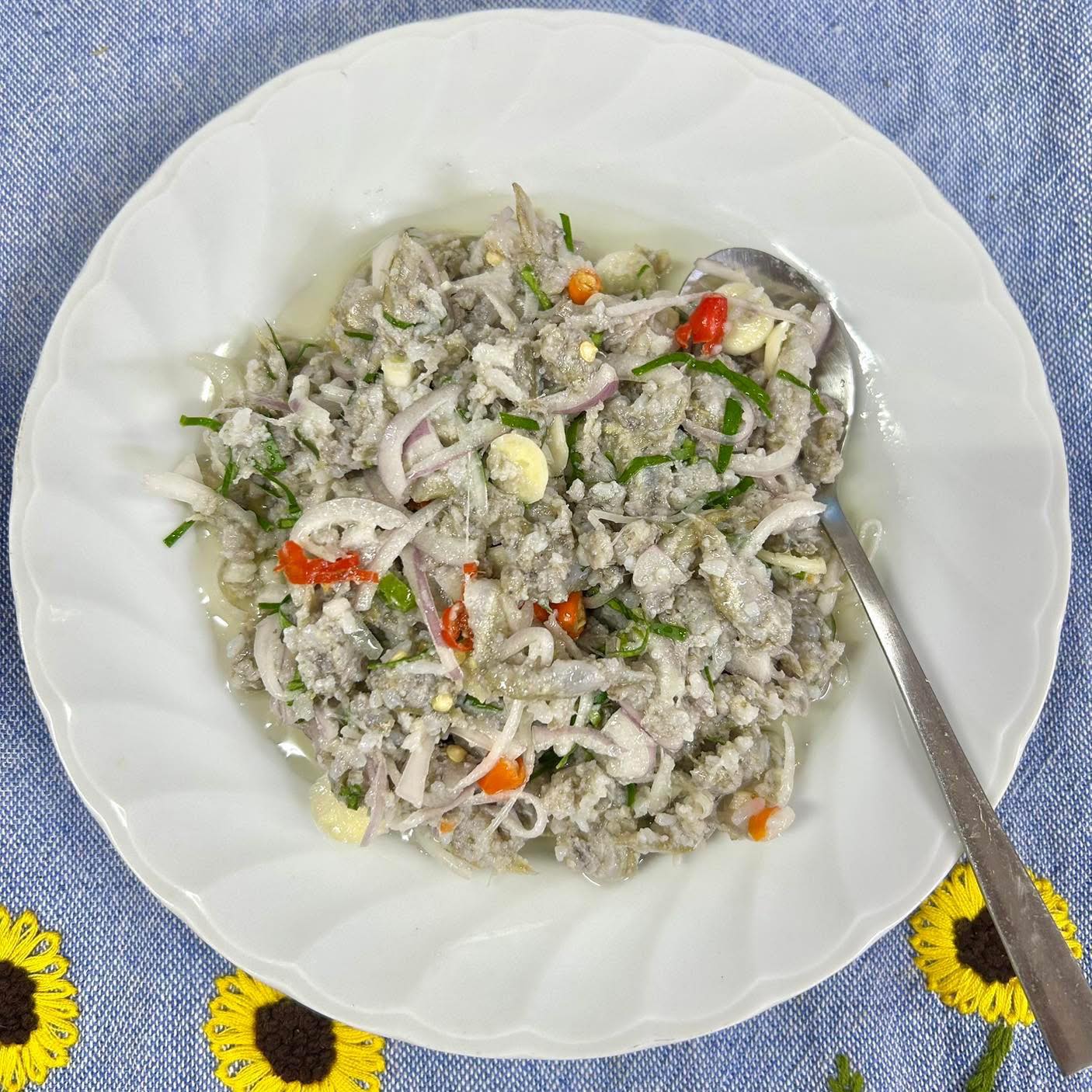 H&H အင်းတော်ကြီးငါးလေးချဉ်